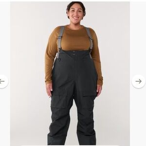 REI Black Women's black First Chair GTX Bibs size 1X snow wear gore Tex